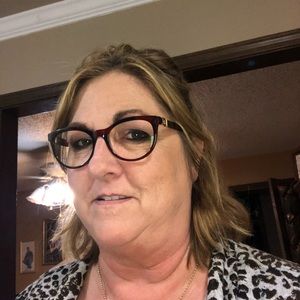 Meet your Posher, Terrie